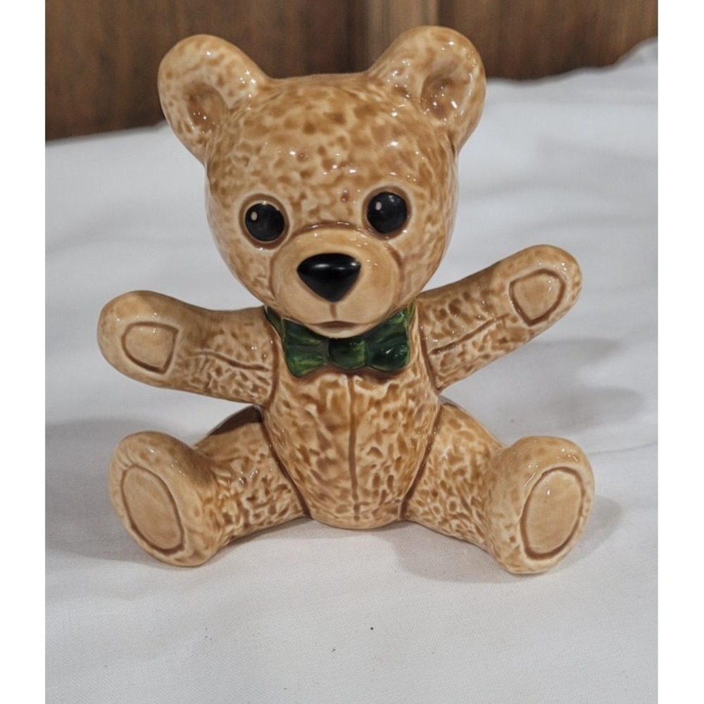 Goebel West Germany Figurine Teddy Bear with Green Bow 539
